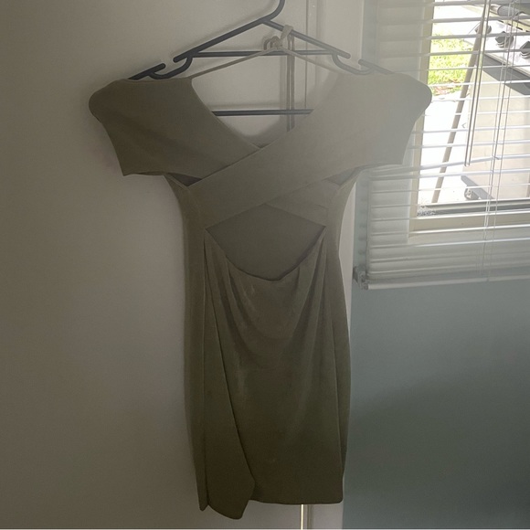 Honestly one of my favourites. Size 12. Green. Stretchy. Can prob fit a small 14 - Picture 2 of 2